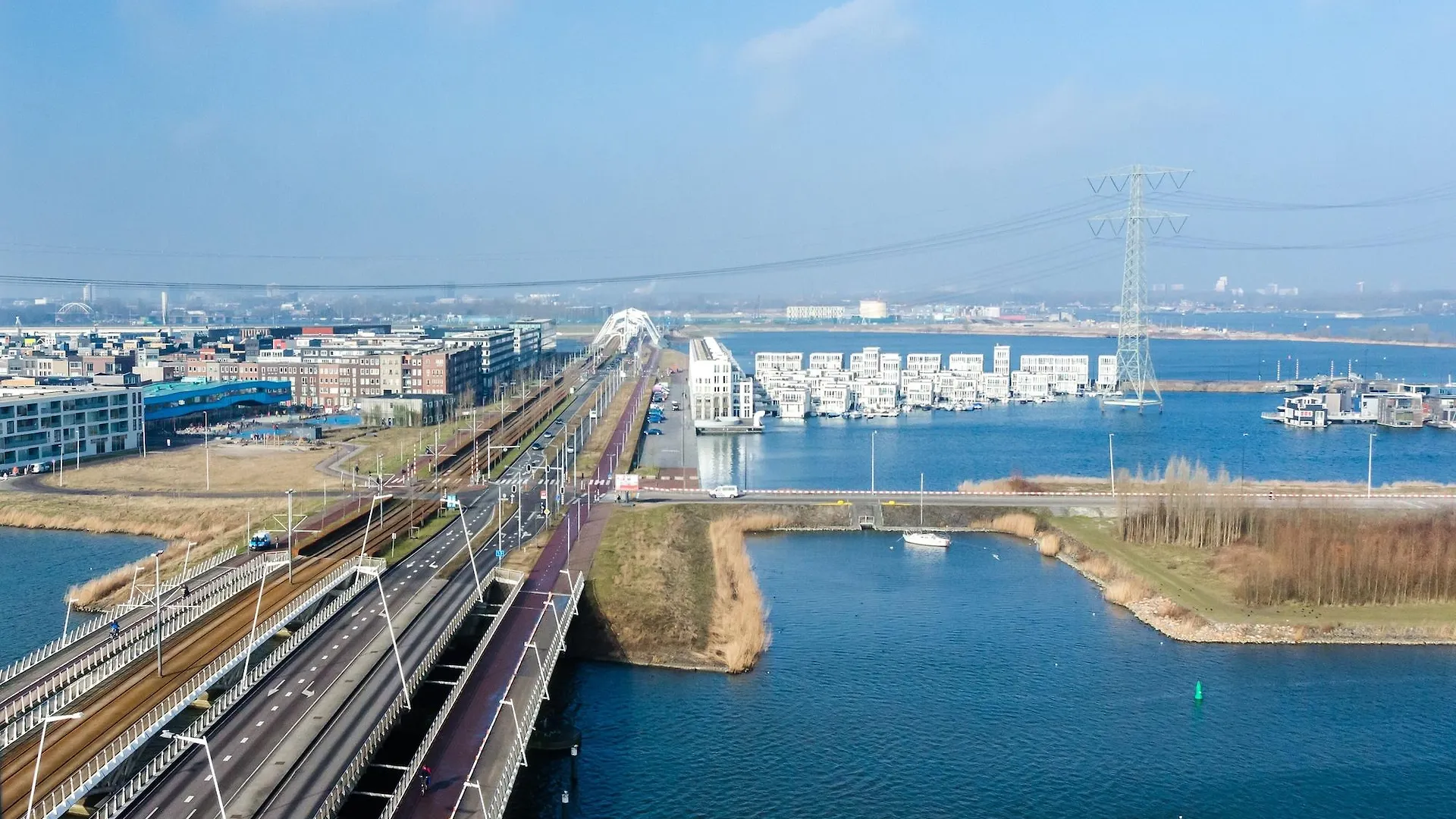 Amadi Panorama Hotel Amsterdam 4*,